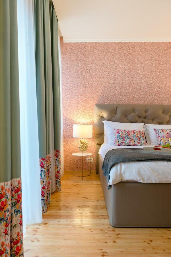 Deluxe Rooms Tramonto สปลิท ภายนอก รูปภาพ