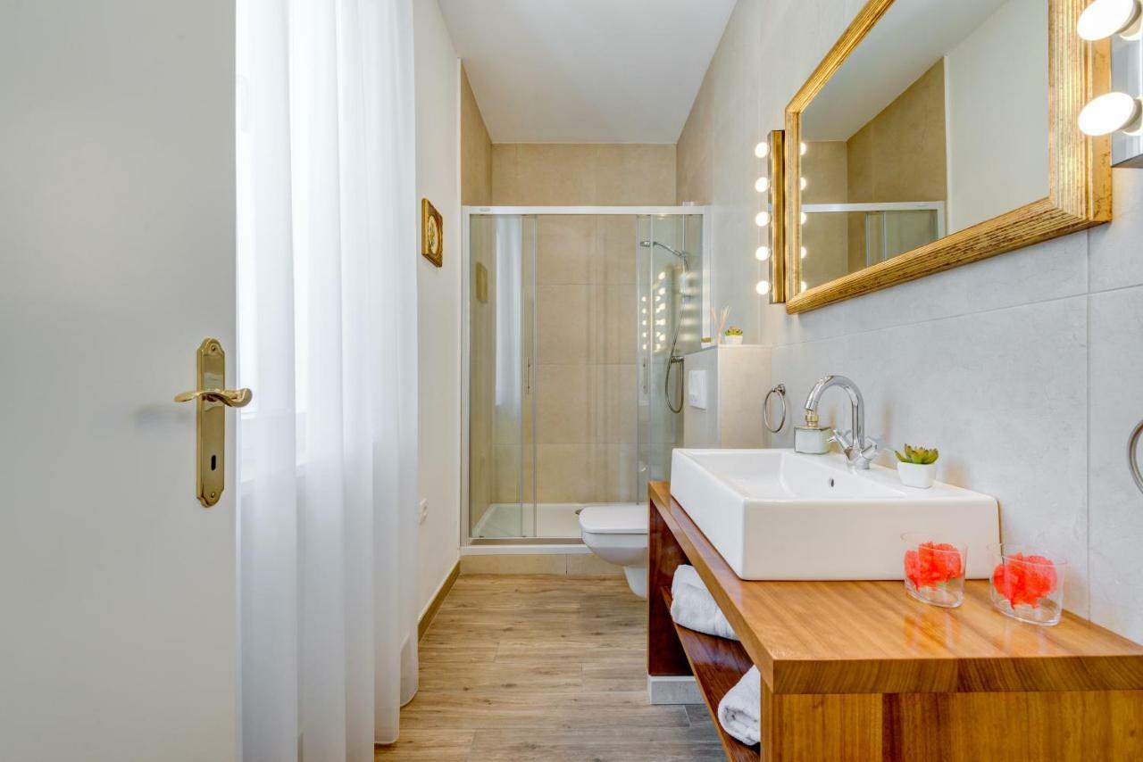 Deluxe Rooms Tramonto สปลิท ภายนอก รูปภาพ