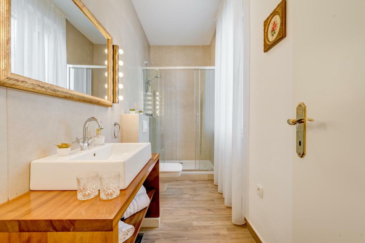 Deluxe Rooms Tramonto สปลิท ภายนอก รูปภาพ