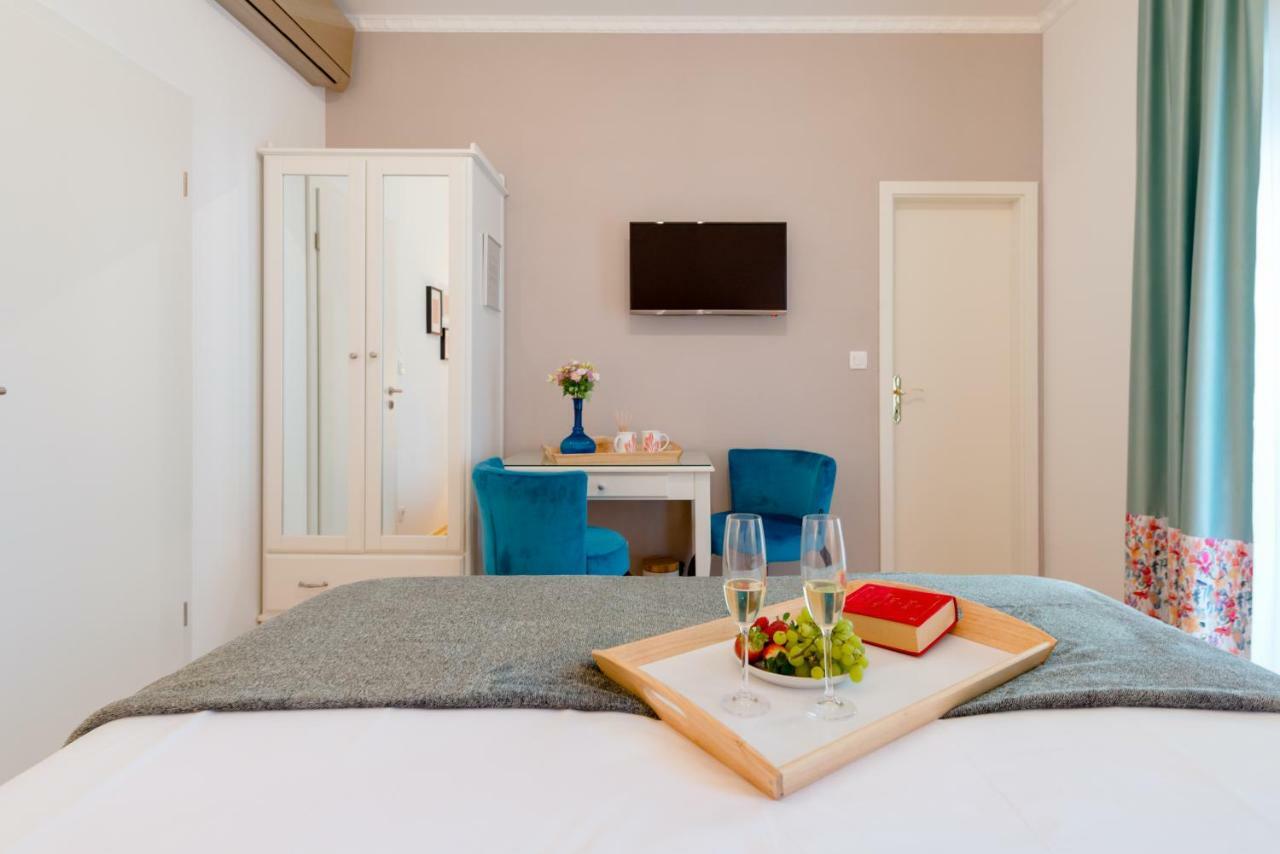 Deluxe Rooms Tramonto สปลิท ภายนอก รูปภาพ